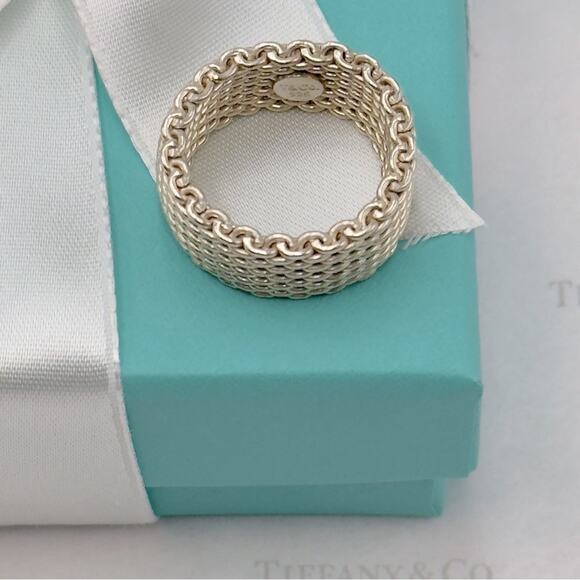 Tiffany & Co. Somerset Mesh Ring Band Size 8 Sterling Silver 925 W/ Pouch & Box - Picture 5 of 10